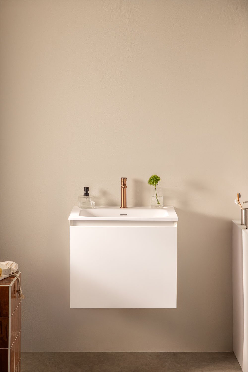 Set mobili da bagno in legno Macrae con lavabo integrato    , immagine della galleria 1