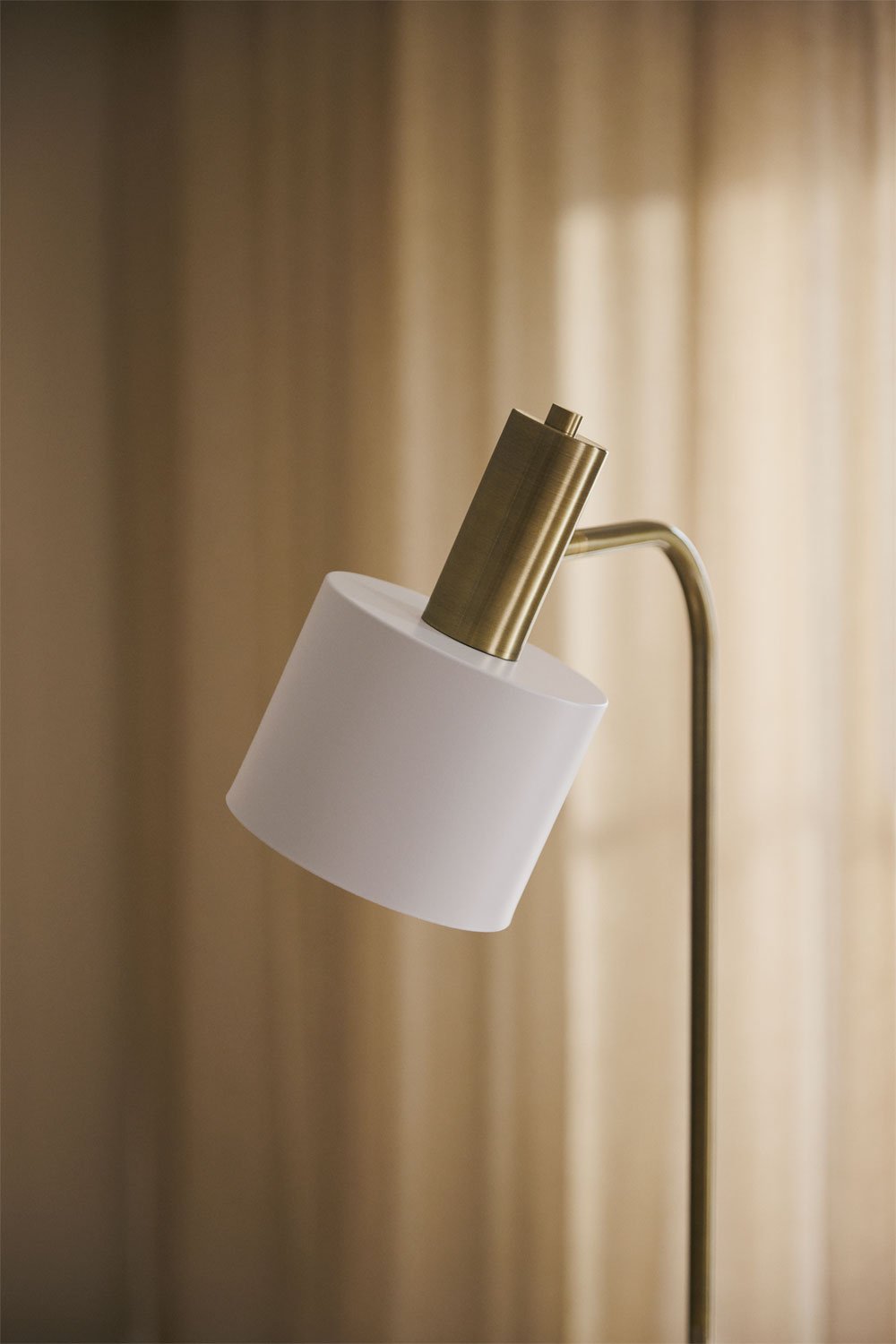 Lampada da terra con tavolo Águeda, immagine della galleria 2