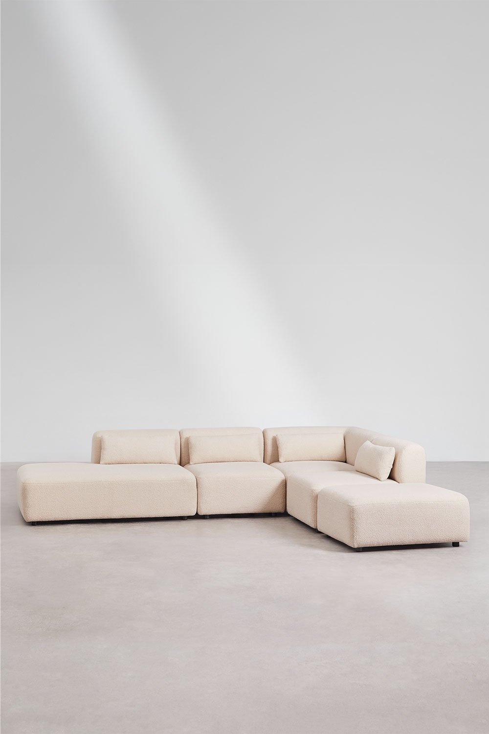 Divano componibile angolare in 4 pezzi con chaise longue sinistra e pouf Fogler, immagine della galleria 1