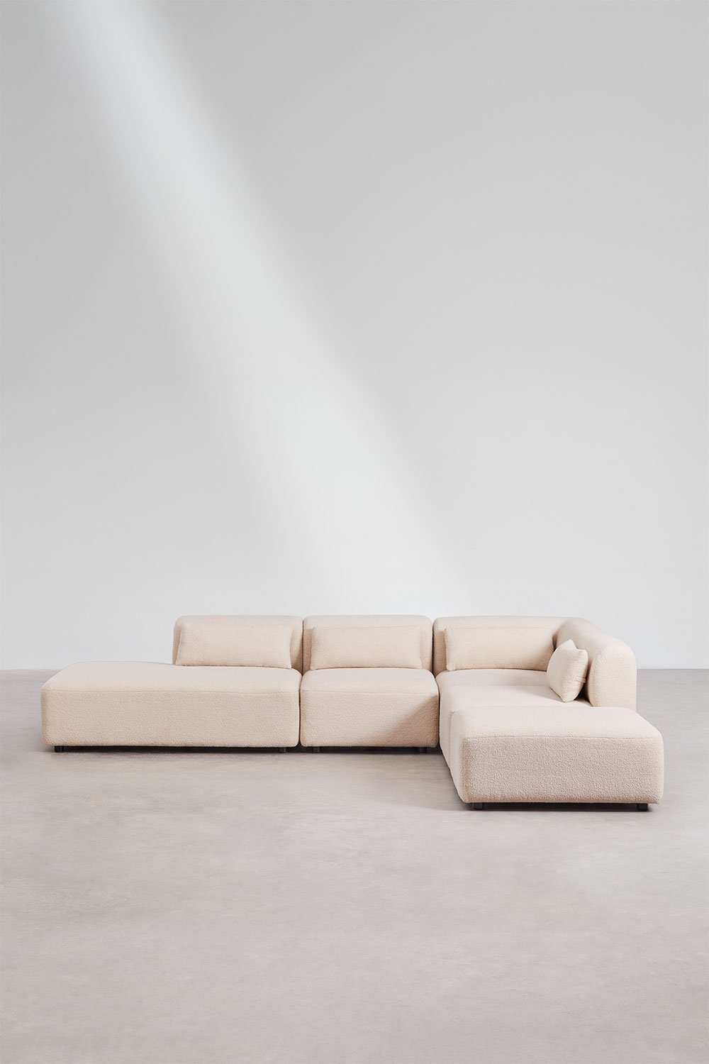 Divano componibile angolare in 4 pezzi con chaise longue sinistra e pouf Fogler, immagine della galleria 3
