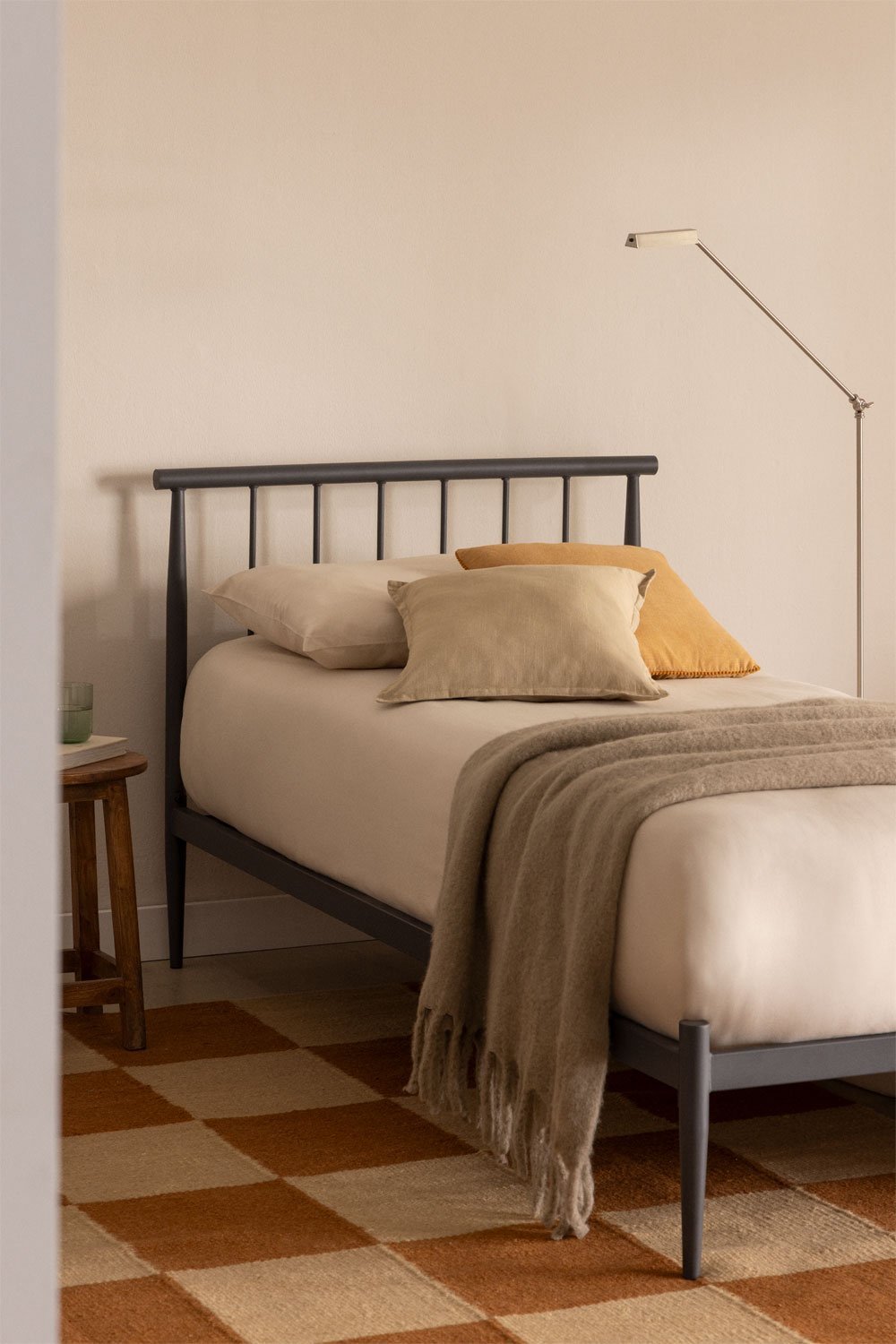 Letto in ferro Amaia, immagine della galleria 1