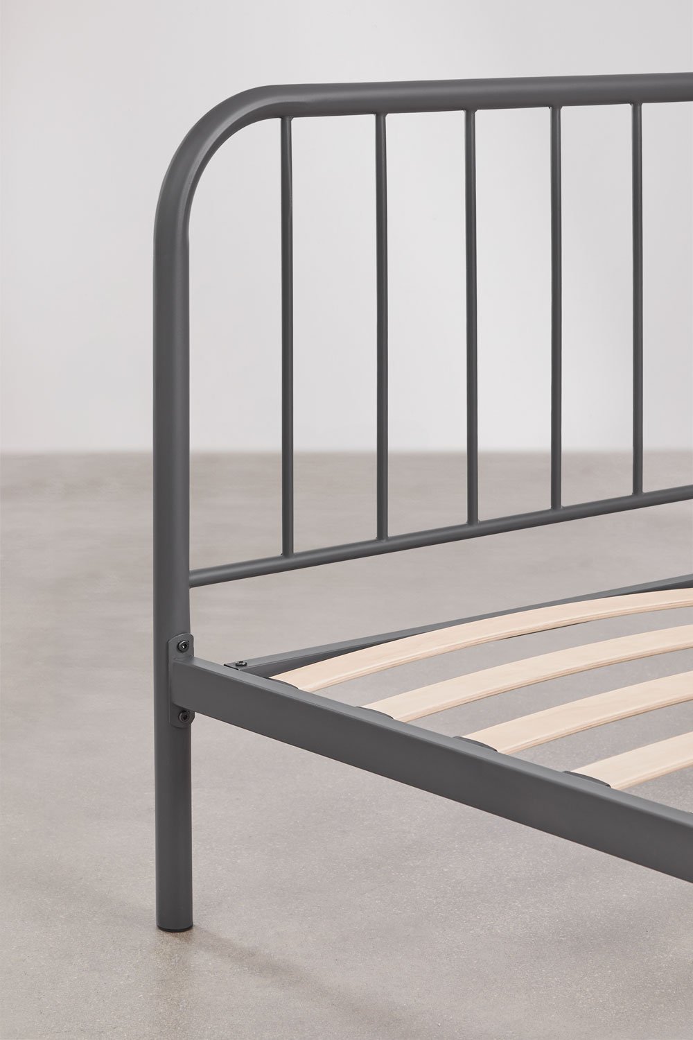 Letto in ferro Asteri, immagine della galleria 5