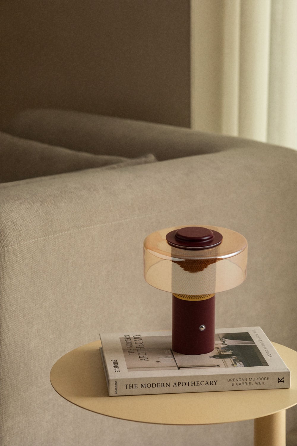 Lampada da tavolo LED wireless in cristallo e ferro Elfriede, immagine della galleria 1