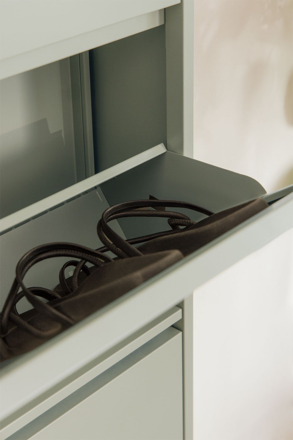 Scarpiera in acciaio Logan, immagine della galleria 2