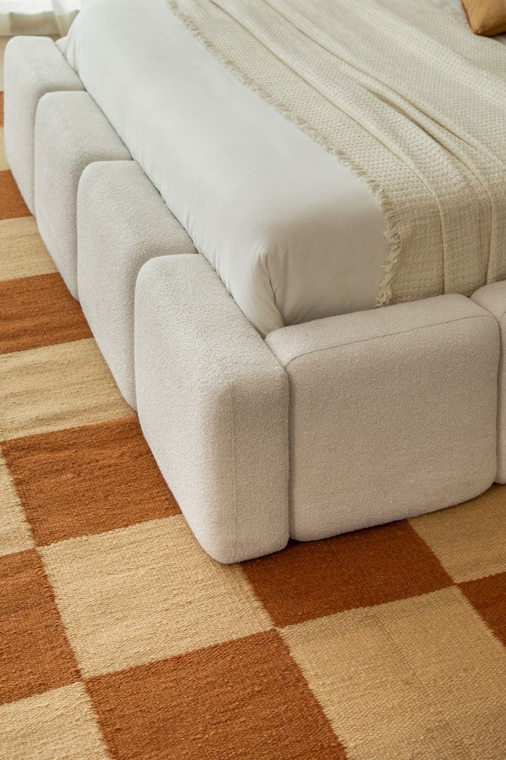 Letto con contenitore imbottito Jolcem, immagine della galleria 2