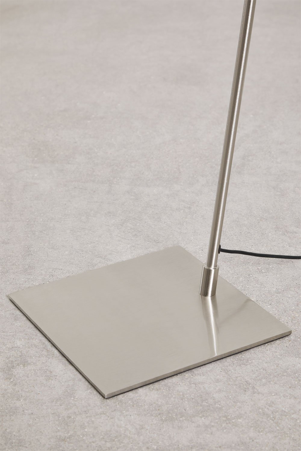 Lampada da terra a LED in ferro Valtyn, immagine della galleria 8