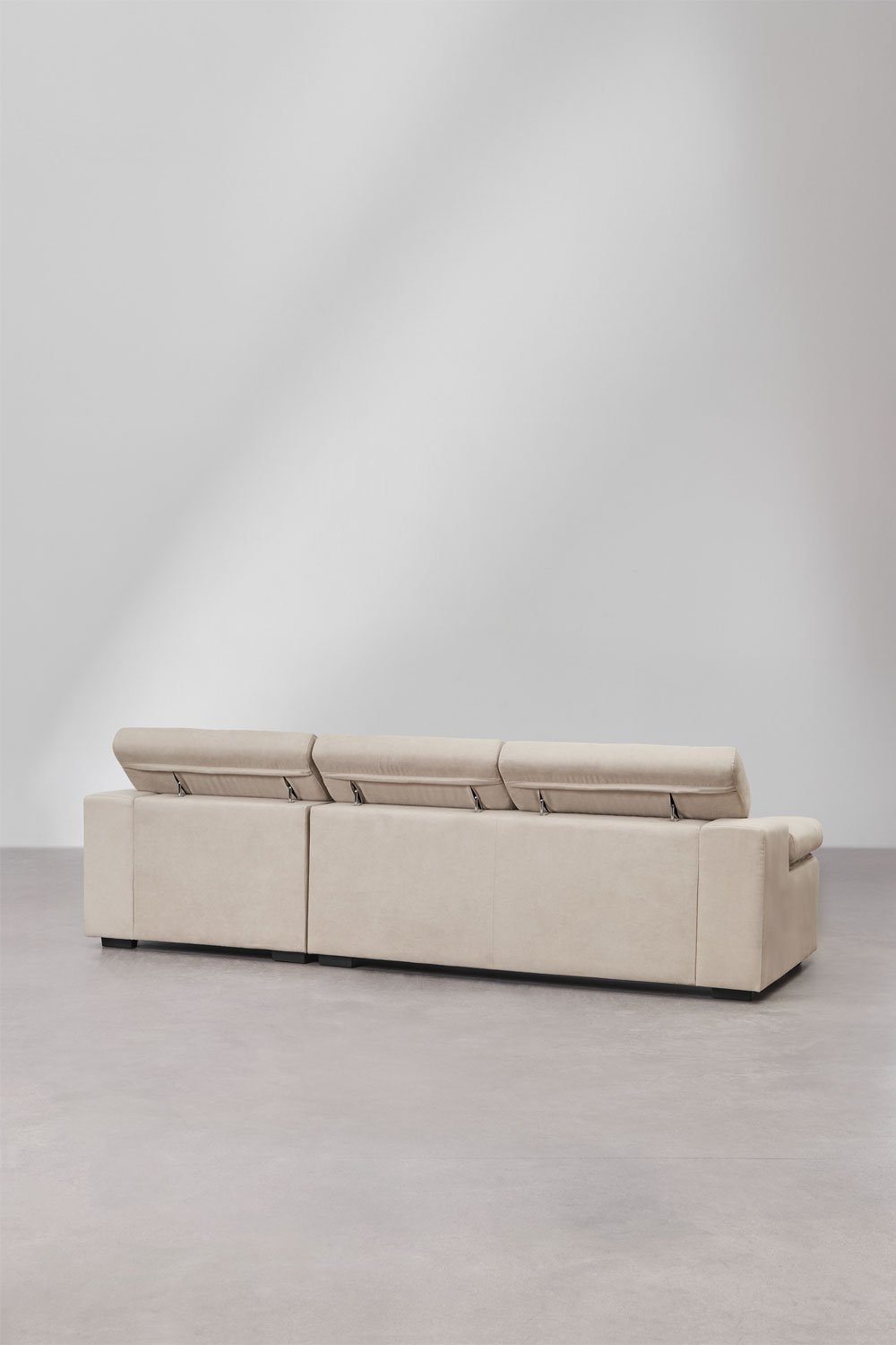 Divano chaise longue destro a 3 posti con poggiatesta regolabile e sedute scorrevoli Aramis , immagine della galleria 8