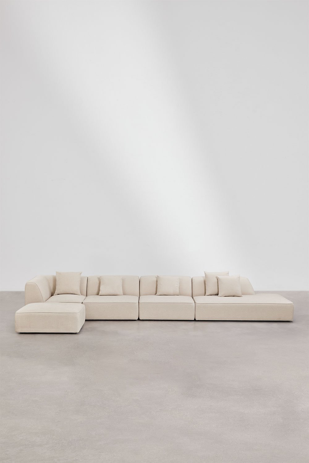 Divano modulare angolare a 4 pezzi con chaise longue destra e pouf imbottito Cardea, immagine della galleria 3