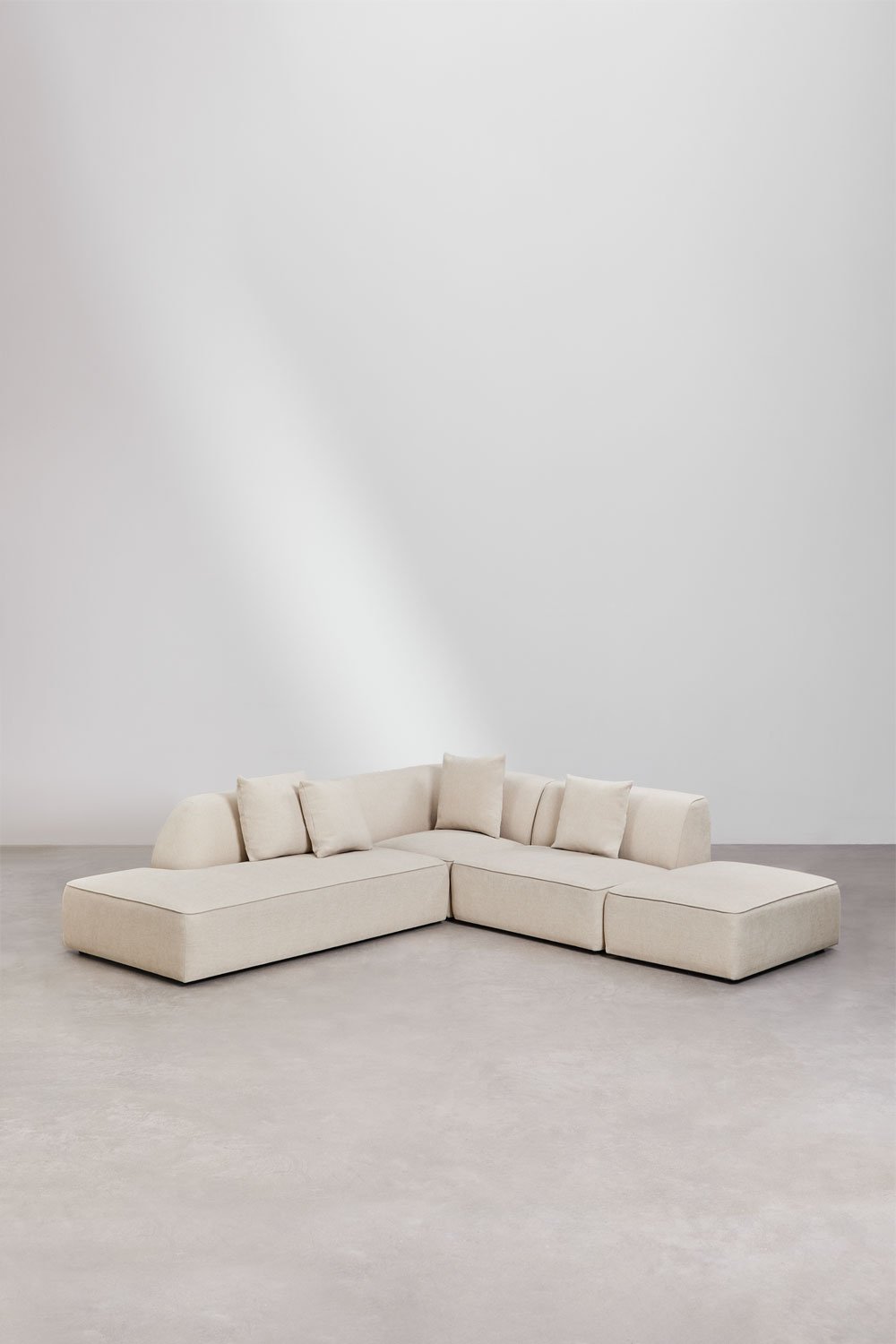 Divano angolare componibile Cardea 3 pezzi con chaise longue sinistra e pouf imbottito, immagine della galleria 1