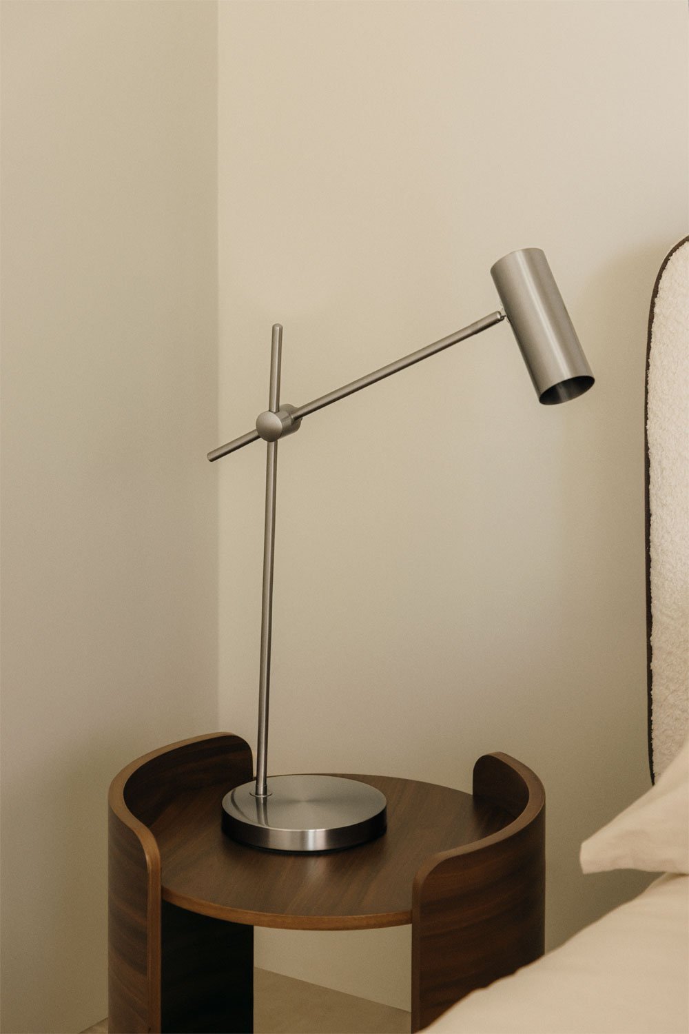 Lampada da tavolo in ferro Idina, immagine della galleria 1
