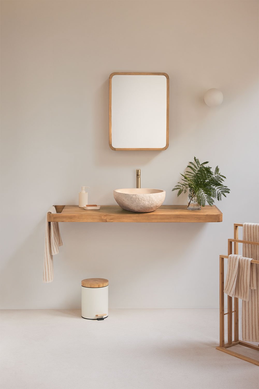 Set di mobili da bagno sospeso 130x45 cm in legno di teak Neill, immagine della galleria 1