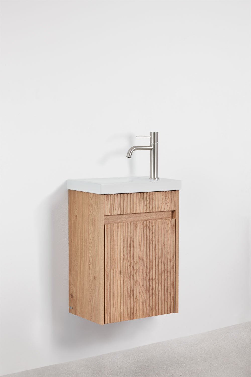 Set di mobili da bagno sospesi in legno con lavabo integrato Narek, immagine della galleria 3