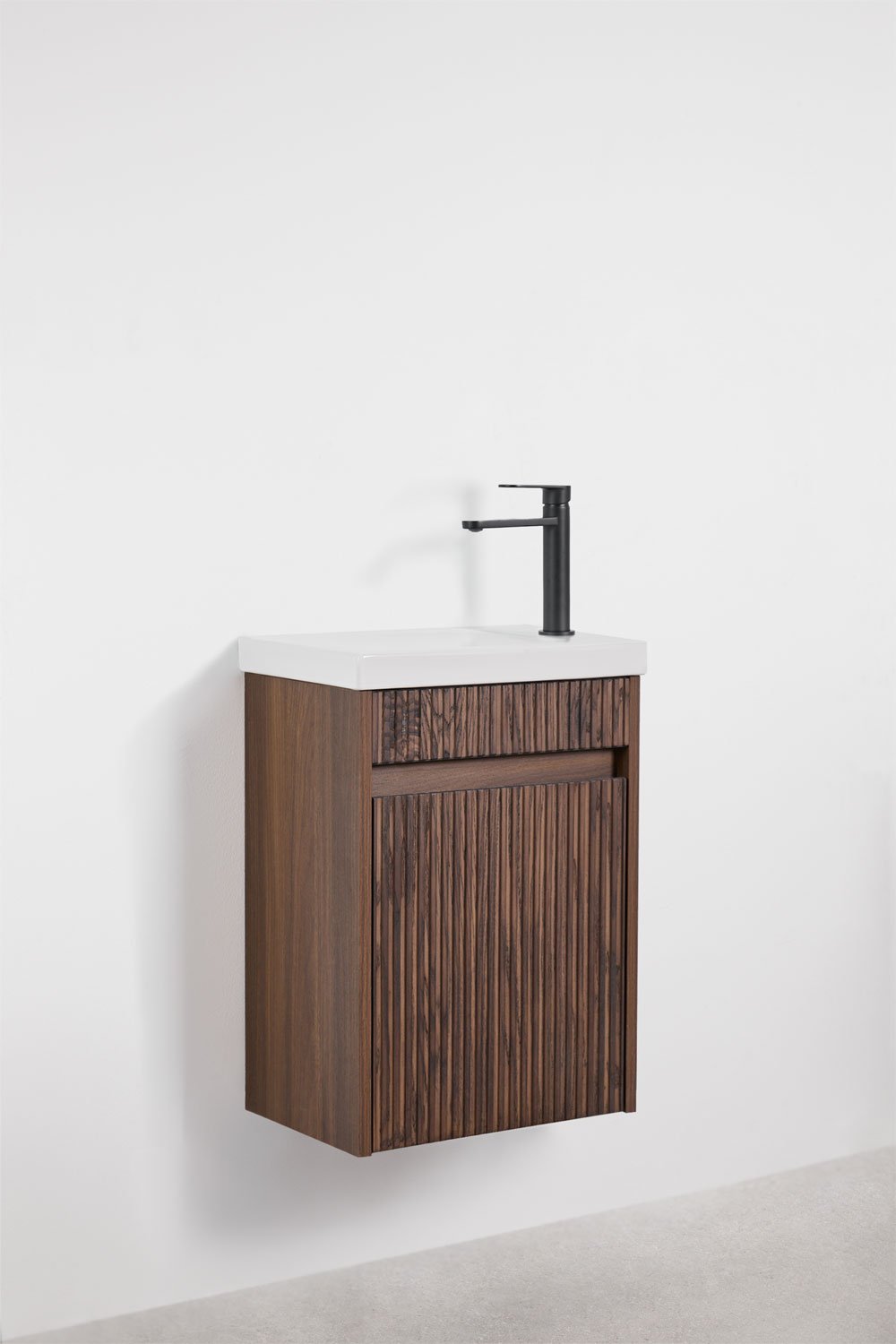 Set di mobili da bagno sospesi in legno con lavabo integrato Narek, immagine della galleria 2