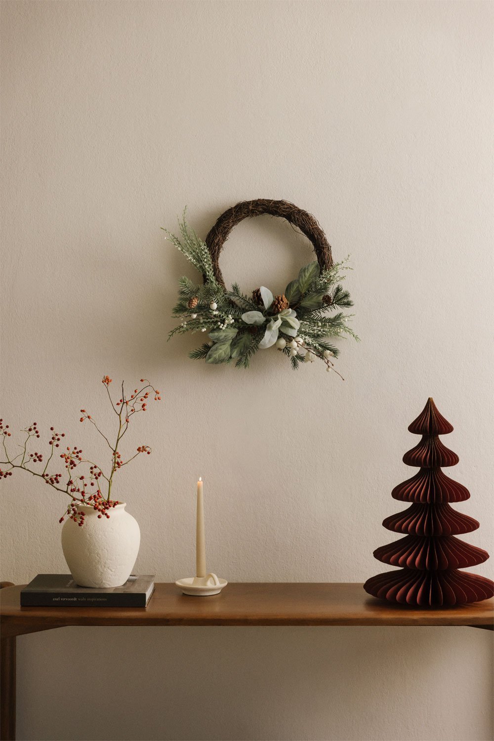 Corona decorativa di Natale in rattan con pigne Kione, immagine della galleria 1