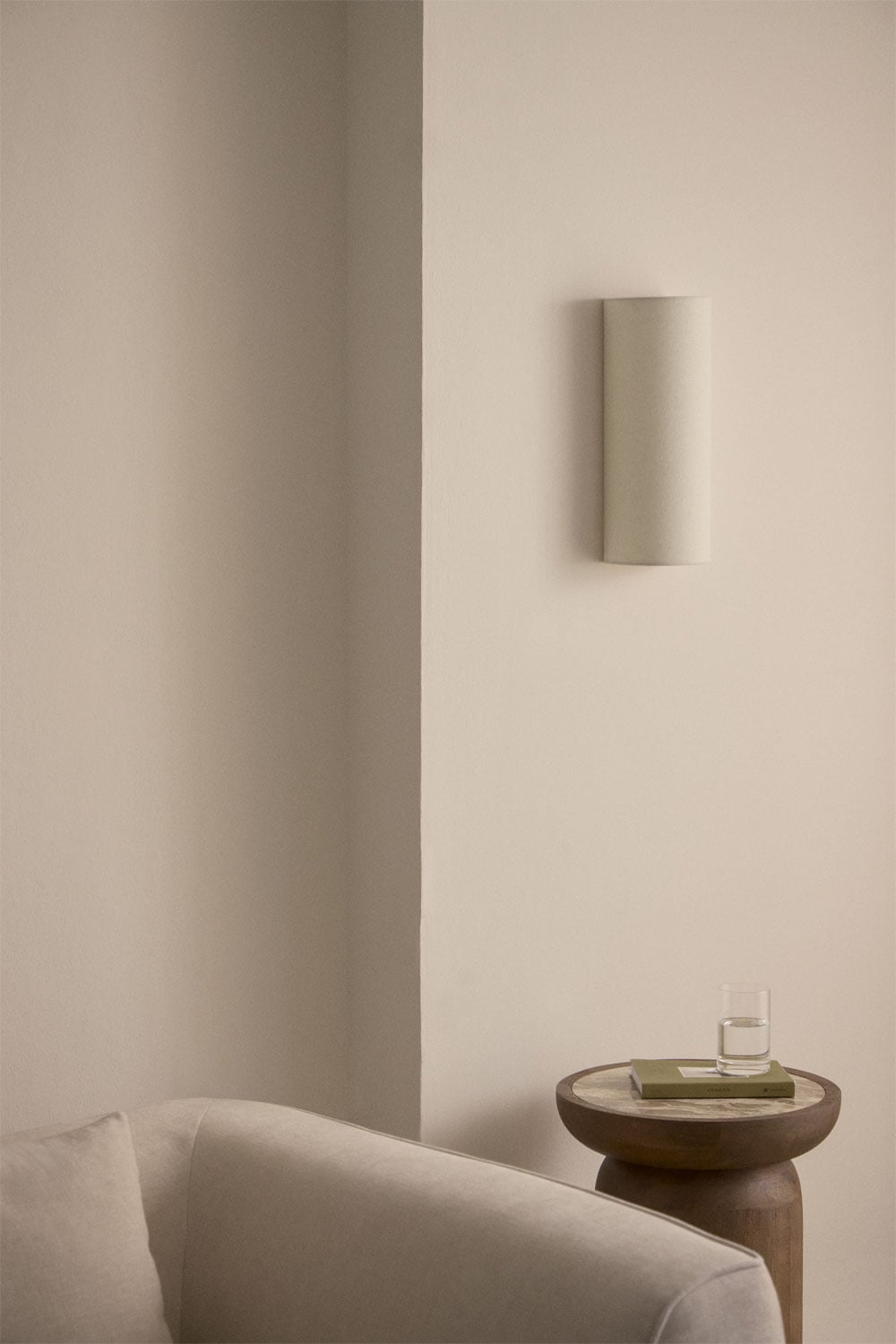 Lampada da parete in lino Kiraz, immagine della galleria 1