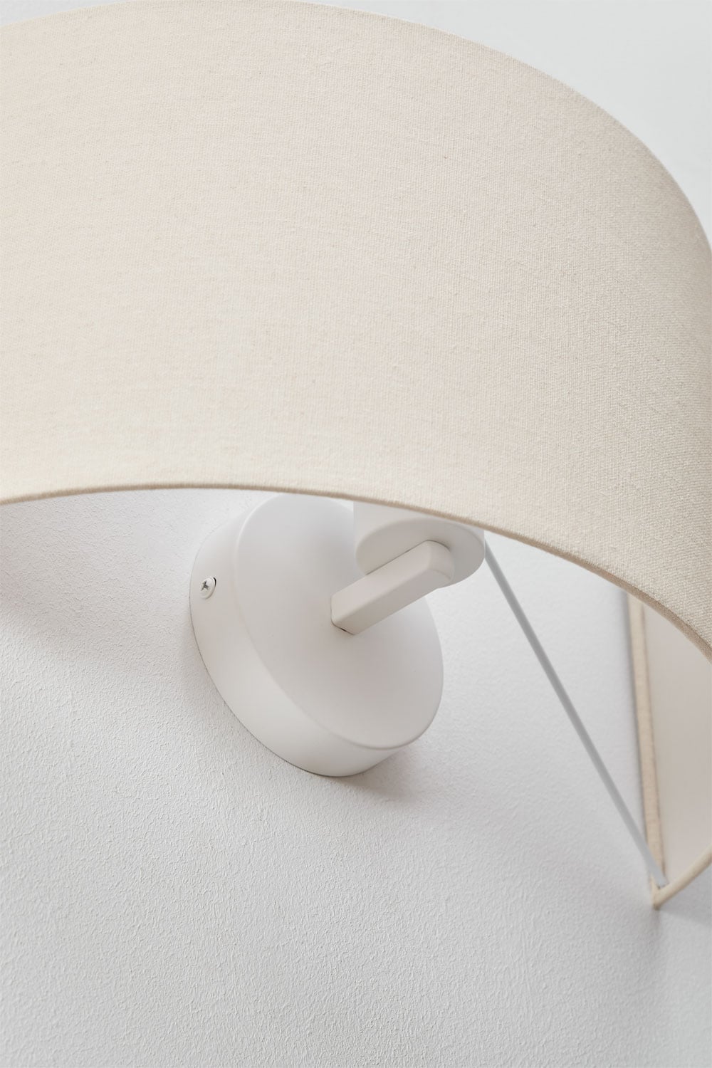 Lampada da parete in lino Kiraz, immagine della galleria 7