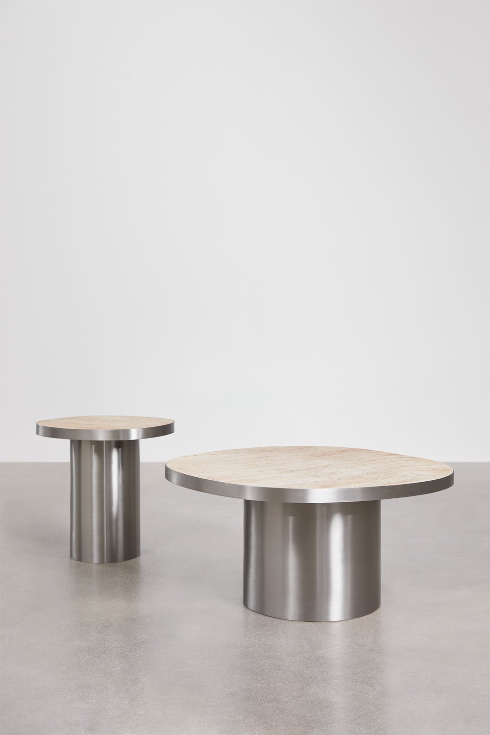 Set di 2 tavolini da caffè in travertino e acciaio inossidabile Fertrix, immagine della galleria 3