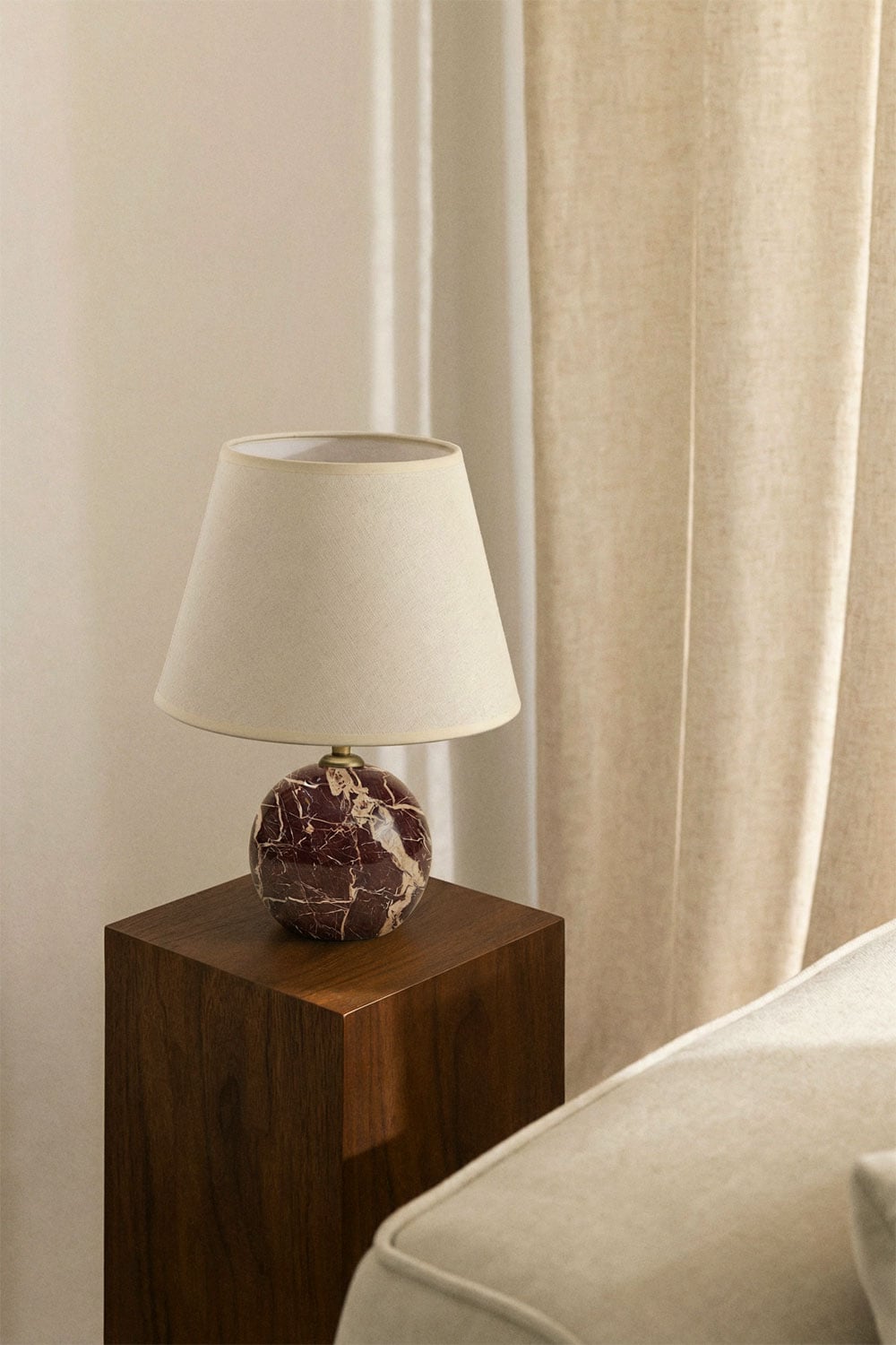 Base per lampada da tavolo in pietra naturale Marvexi, immagine della galleria 1