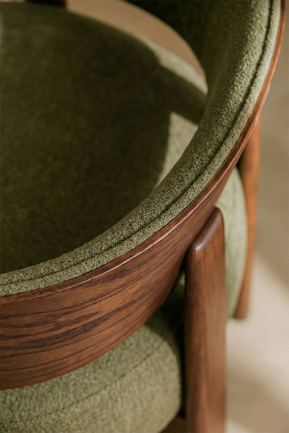 Poltrona in legno di rovere rivestita Olea, immagine della galleria 2