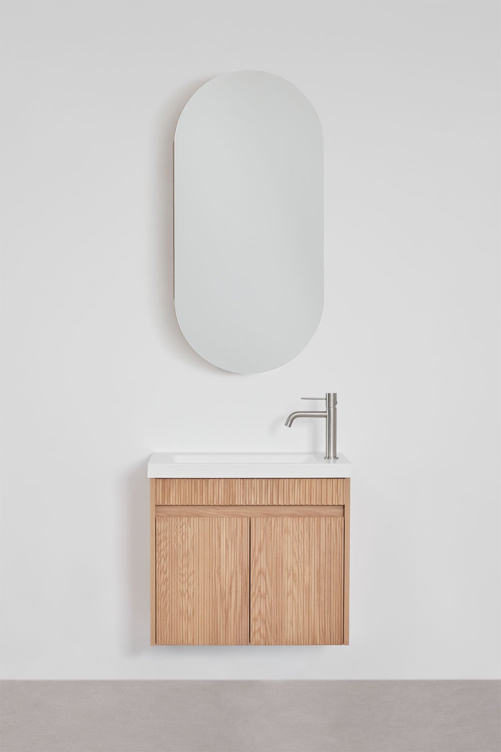 Set di mobili da bagno sospesi in legno con lavabo integrato Narek, immagine della galleria 3