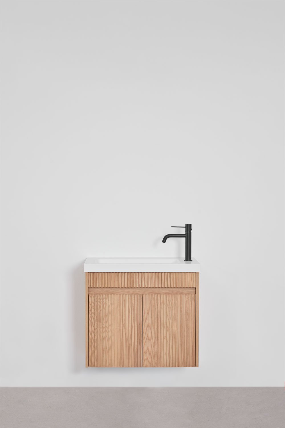 Set di mobili da bagno sospesi in legno con lavabo integrato Narek, immagine della galleria 3
