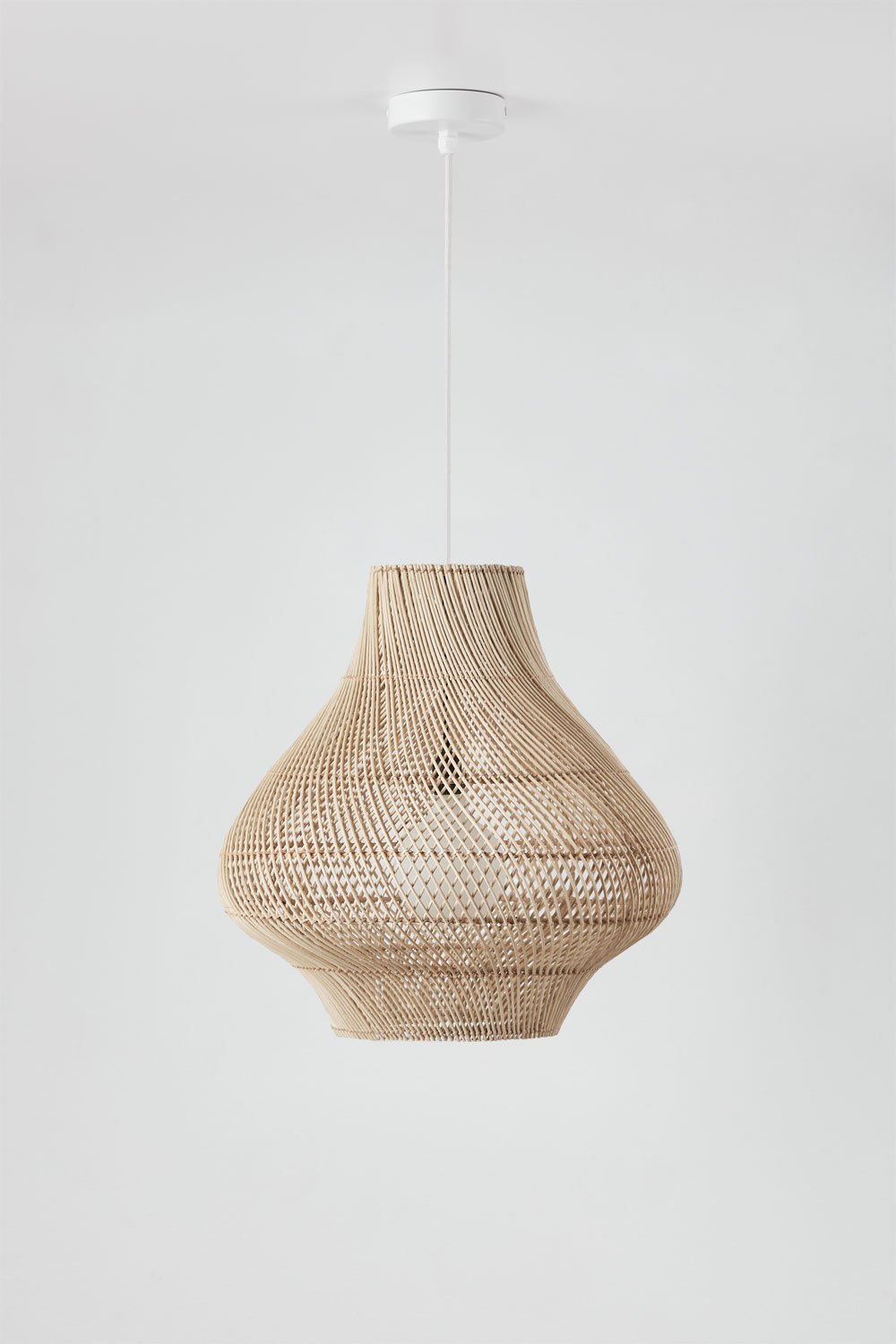 Lampada a sospensione da esterno in rattan Magali, immagine della galleria 1
