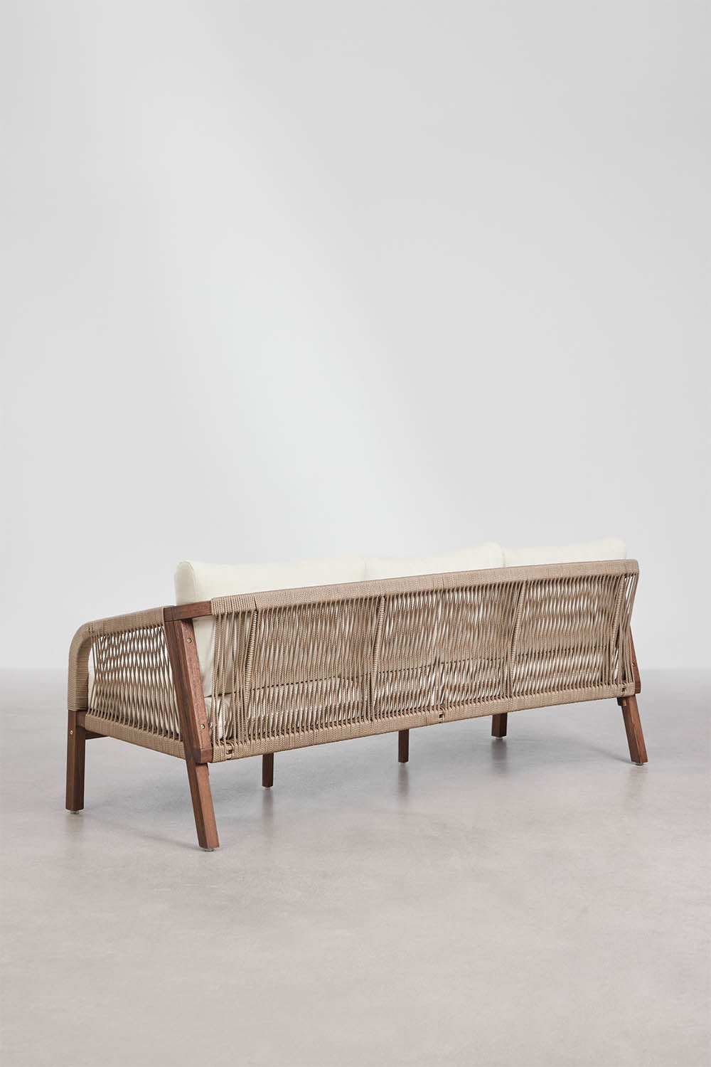 Set da giardino con divano 3 posti, 2 poltrone e tavolino in legno di acacia Dubai, immagine della galleria 5