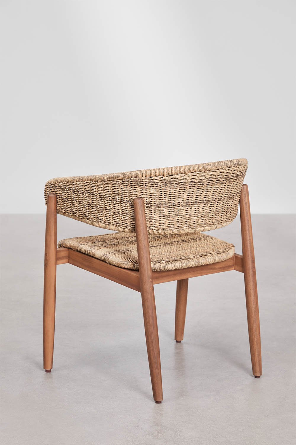 Sedia da pranzo con braccioli in legno di acacia e rattan sintetico Ribeira, immagine della galleria 3