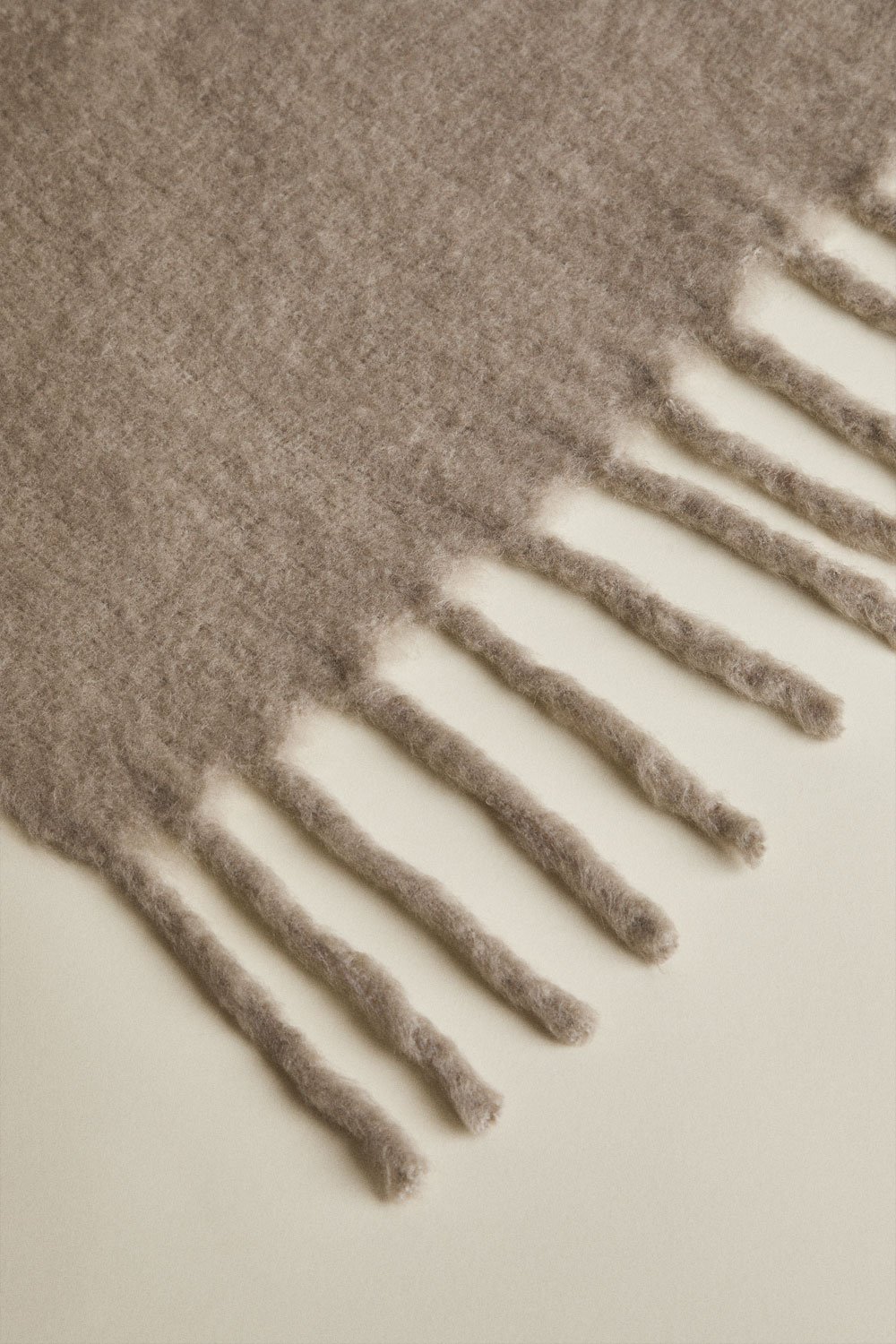 Coperta 150x130 cm con frange Dorota, immagine della galleria 5