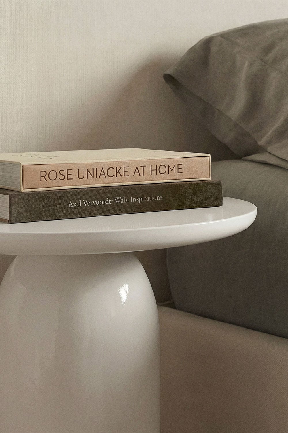 Set di 2 comodini rotondi Ø45 cm in cemento Layana, immagine della galleria 2