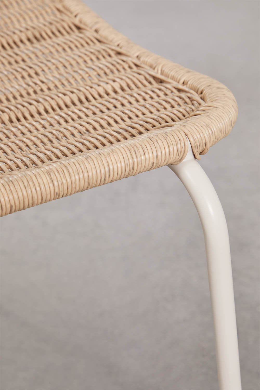Set di 4 sedie da giardino impilabili in rattan sintetico Reiven, immagine della galleria 7