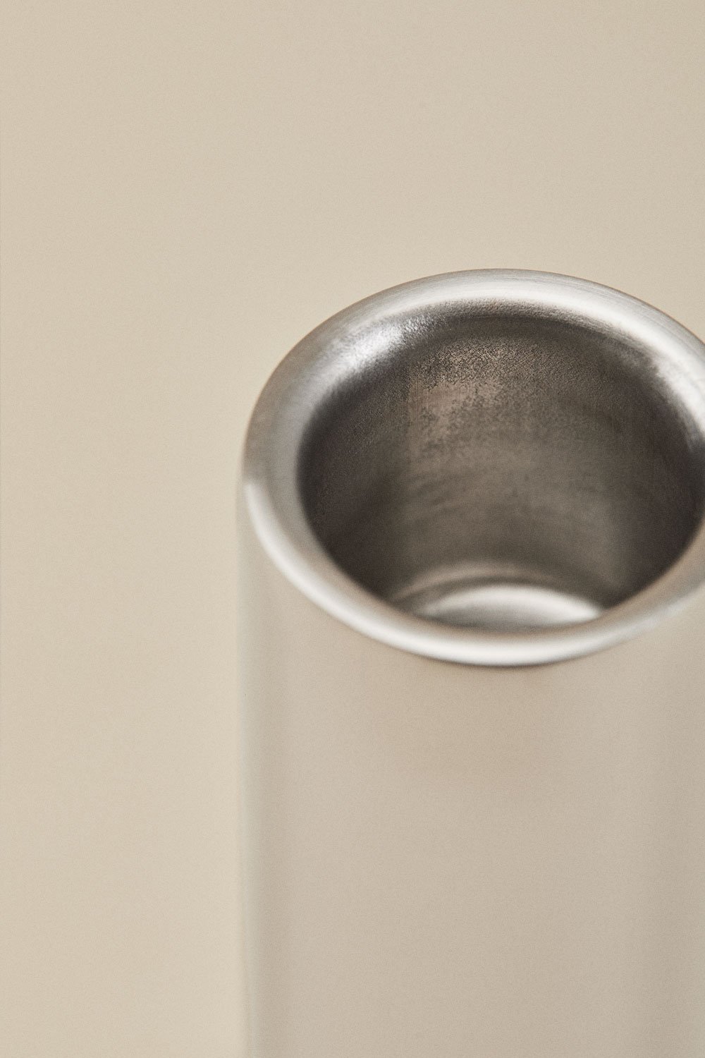 Set di 2 candelabri in acciaio inox Tyva, immagine della galleria 2