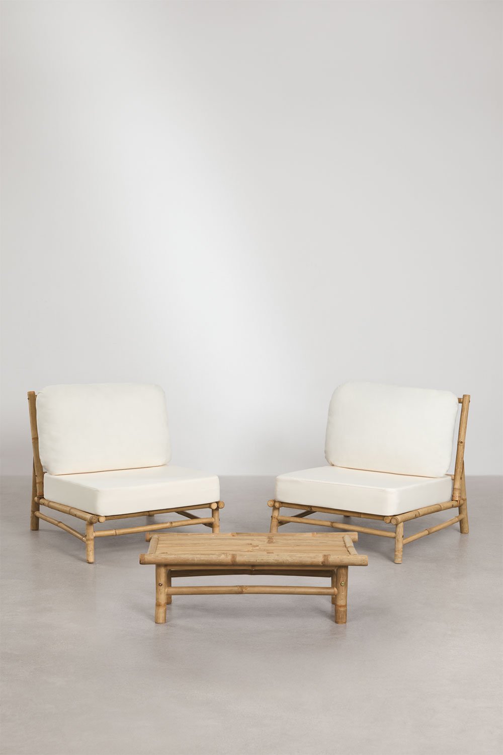 Set da giardino con 2 poltrone e tavolino rettangolare 75x40 cm in bambù Isendra, immagine della galleria 4