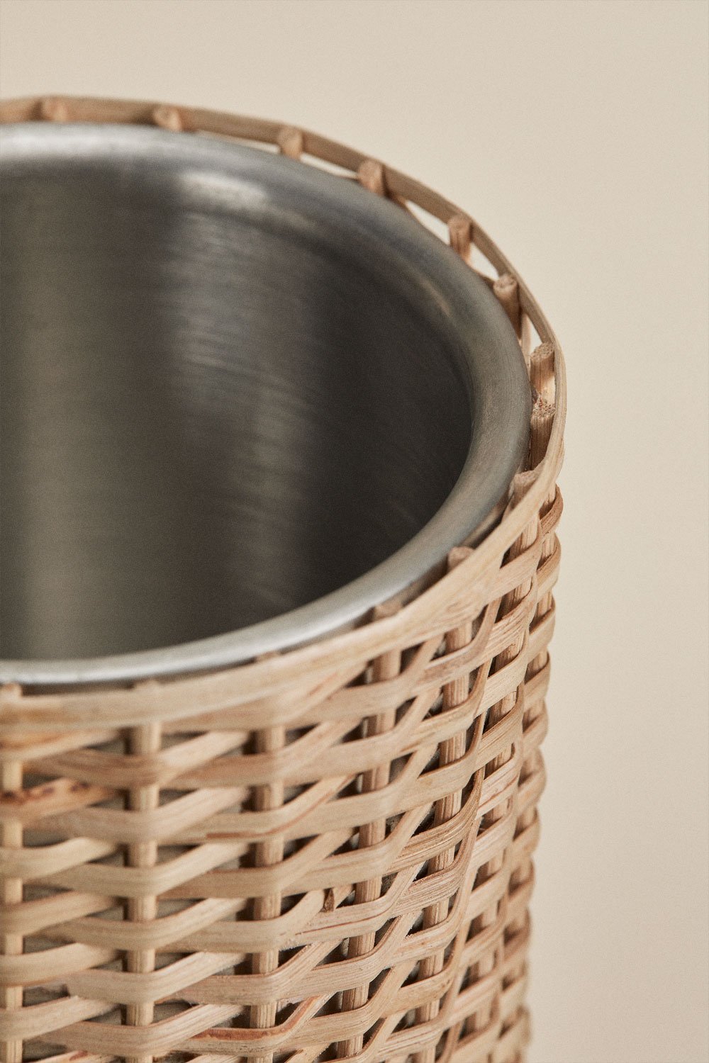 Raffreddatore per bottiglie in acciaio inox e bambù Dakomi, immagine della galleria 4