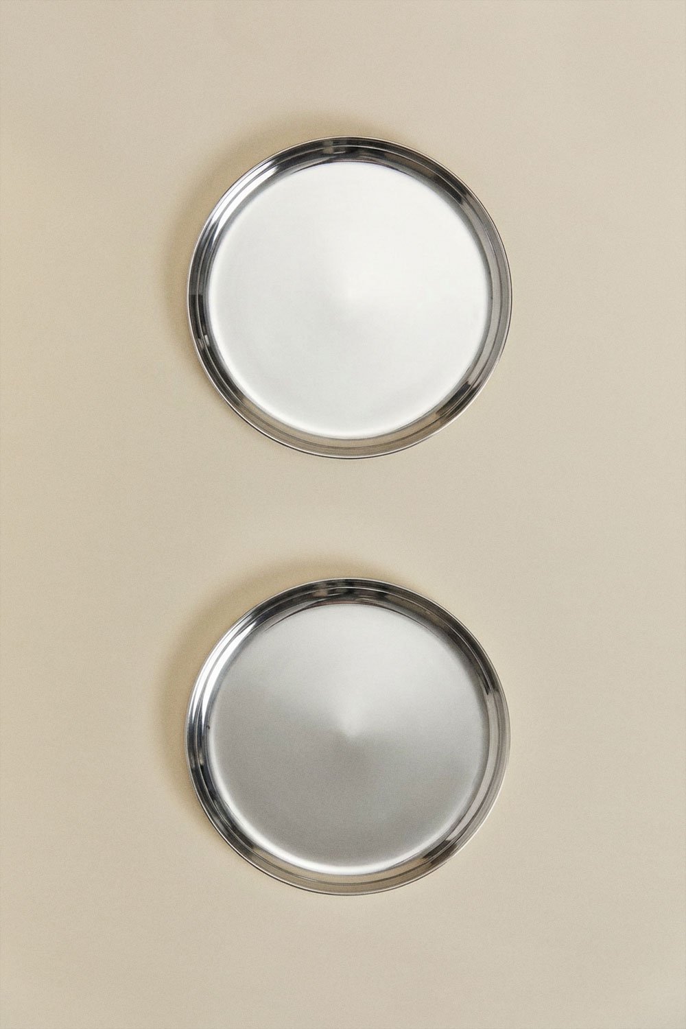 Pack di 2 piatti piani Ø15 cm in acciaio inox Lorne, immagine della galleria 3