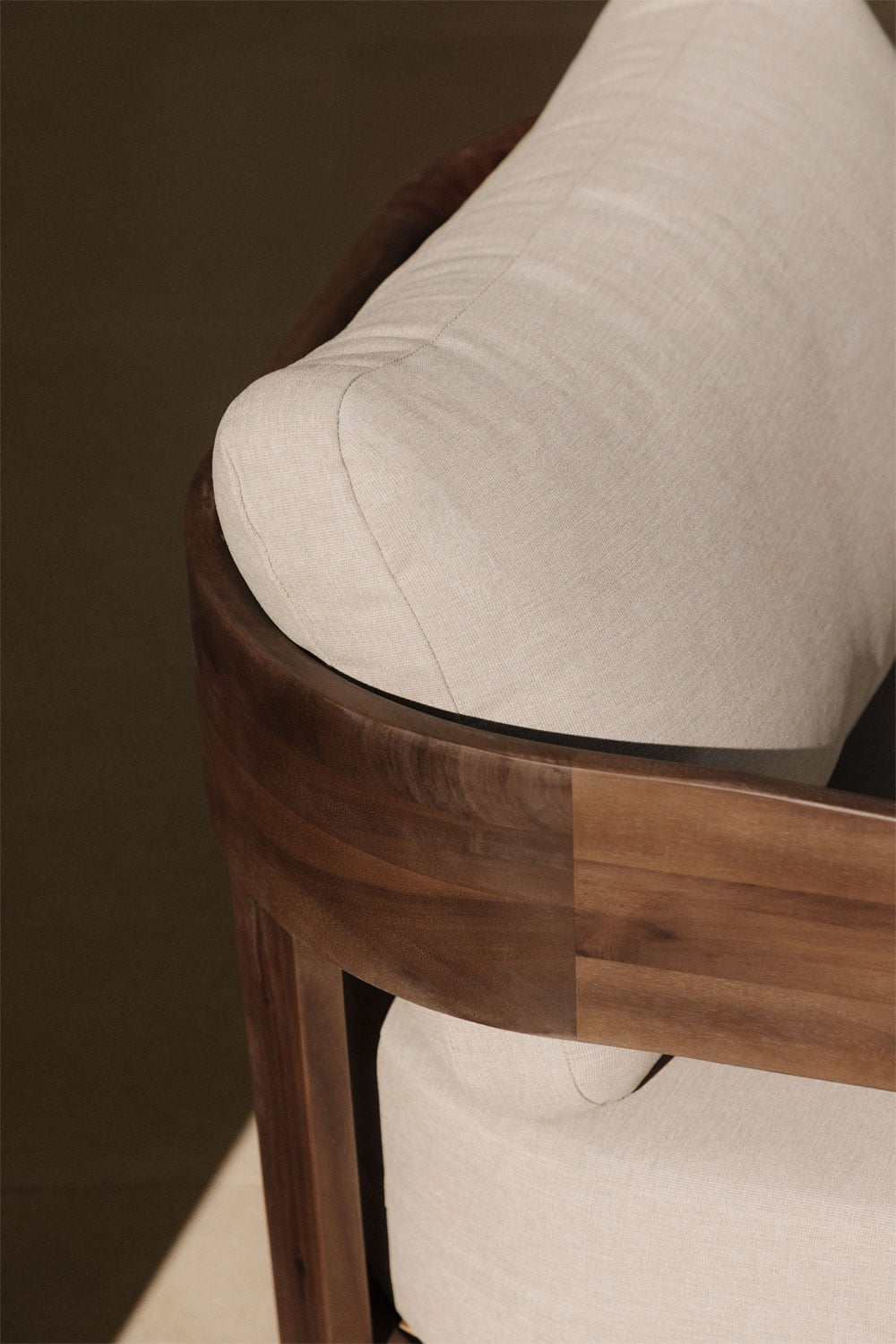 Set da giardino con divano 3 posti, 2 poltrone e tavolino in legno di acacia Uleno, immagine della galleria 2