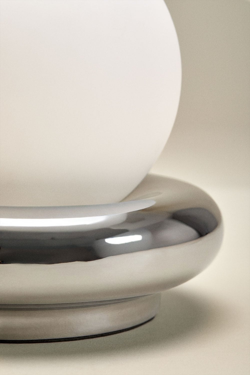 Lampada da tavolo in ceramica con sfera di cristallo Kryx, immagine della galleria 4