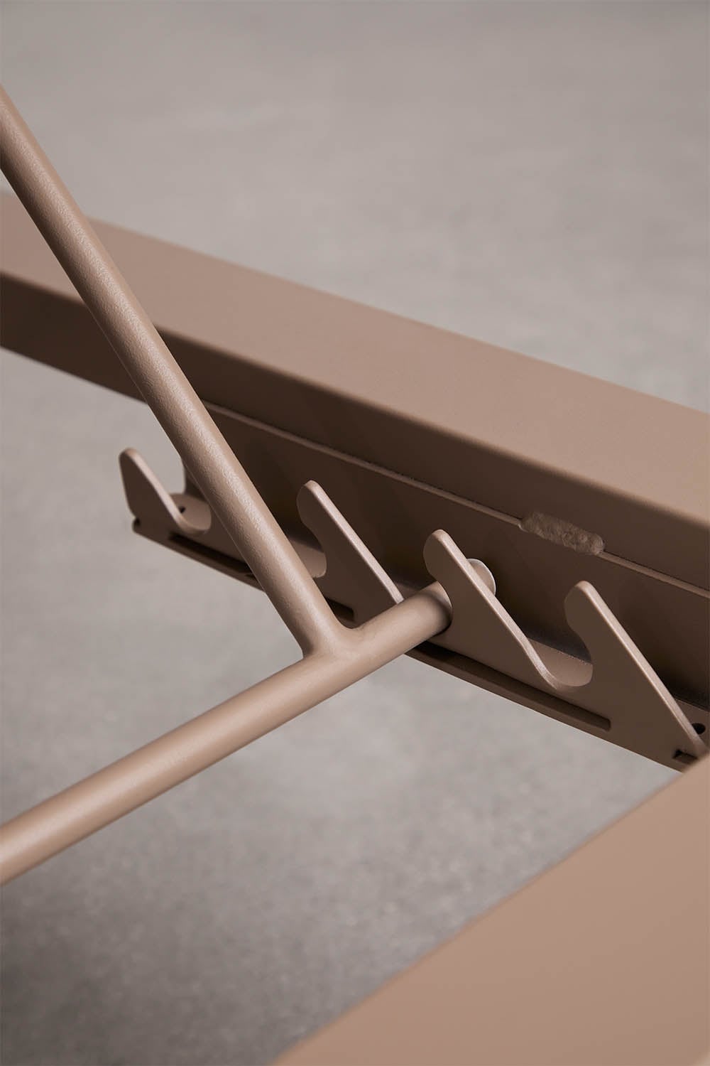 Set di 2 lettini reclinabili in legno di acacia e acciaio Sirka, immagine della galleria 10
