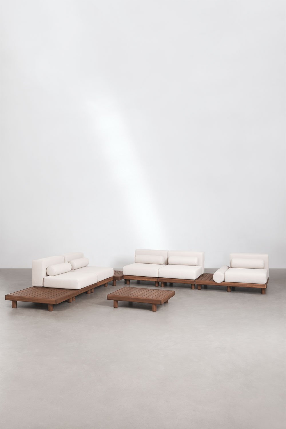 Set da giardino con divano modulare angolare a 5 pezzi con tavolino laterale e 3 tavolini da centro in acacia Edrien, immagine della galleria 1