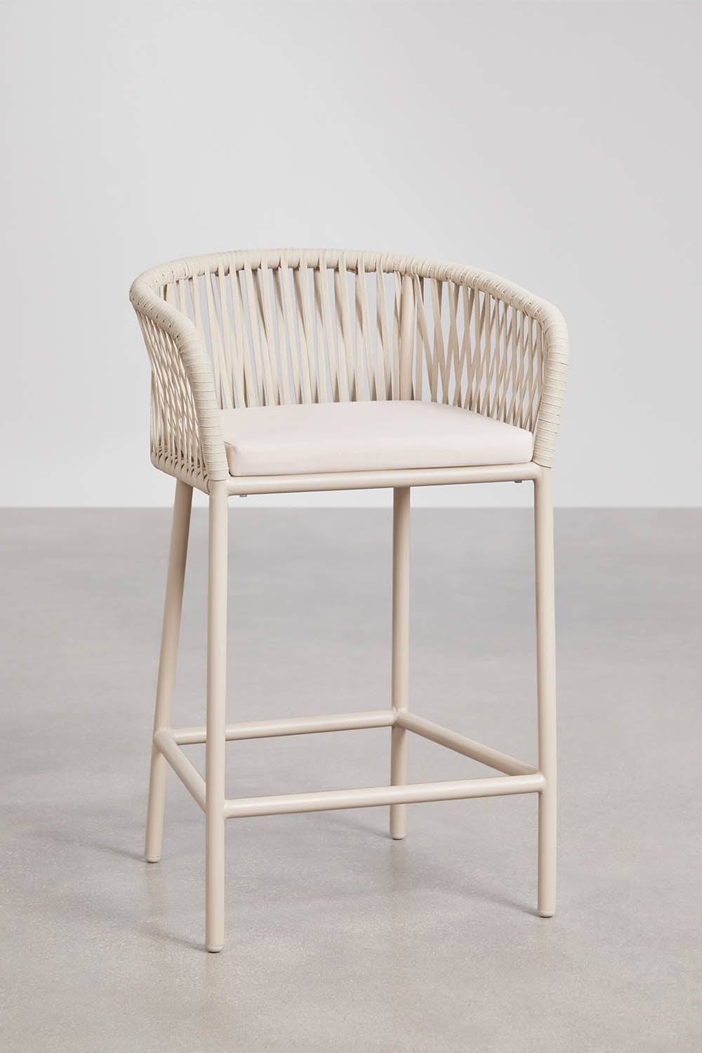 Set di 2 sgabelli alti con braccioli in corda intrecciata Arhiza, immagine della galleria 1