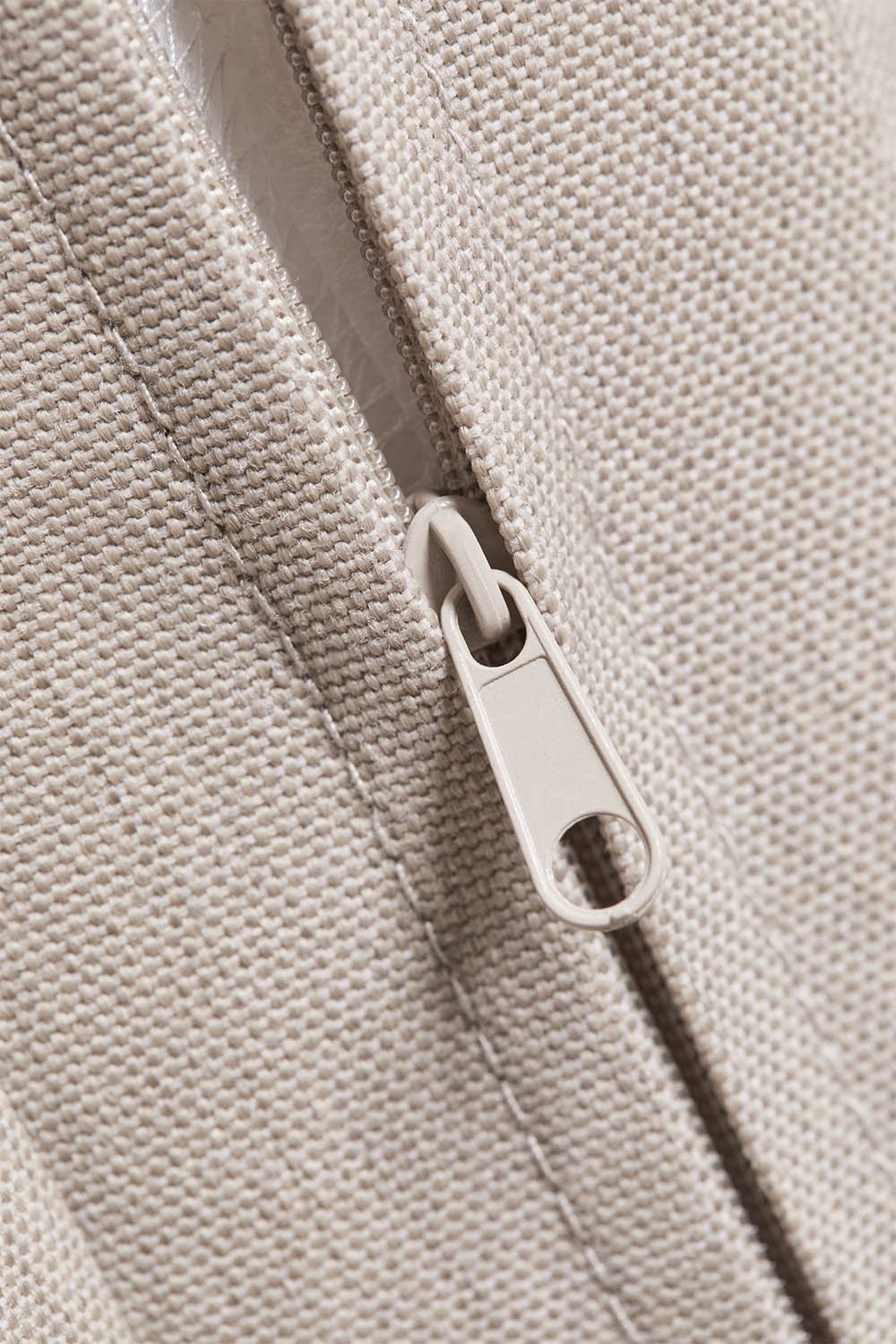 Lettino in legno di acacia e rattan sintetico Ribeira, immagine della galleria 8