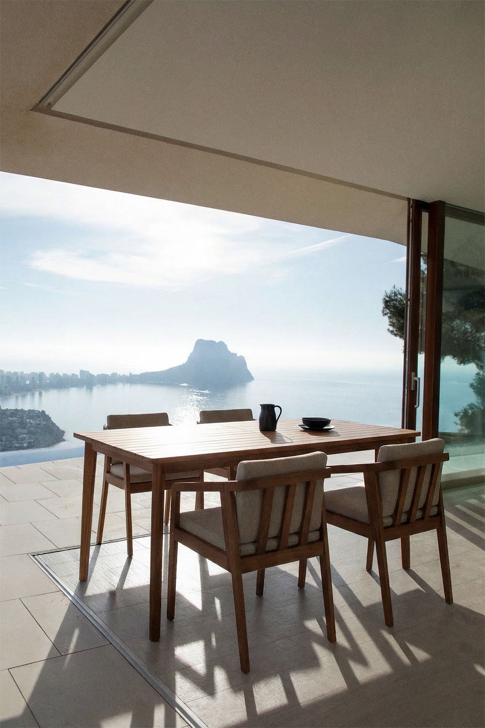 Tavolo da giardino rettangolare in legno di acacia Kaela, immagine della galleria 1