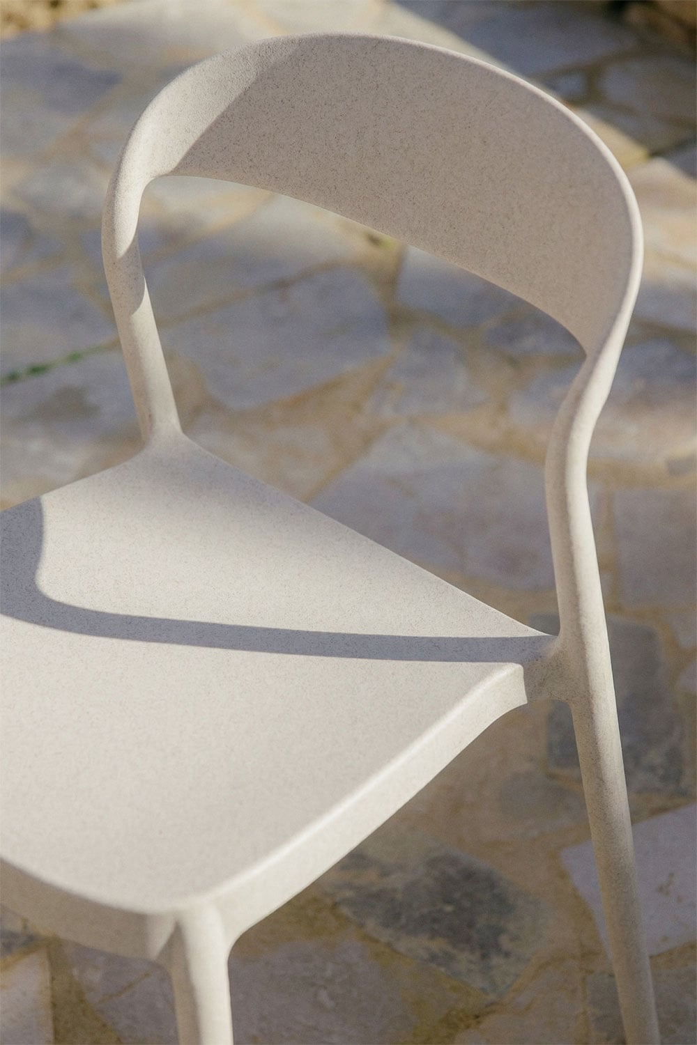 Set di 4 sedie da giardino impilabili in polipropilene Brenza, immagine della galleria 2