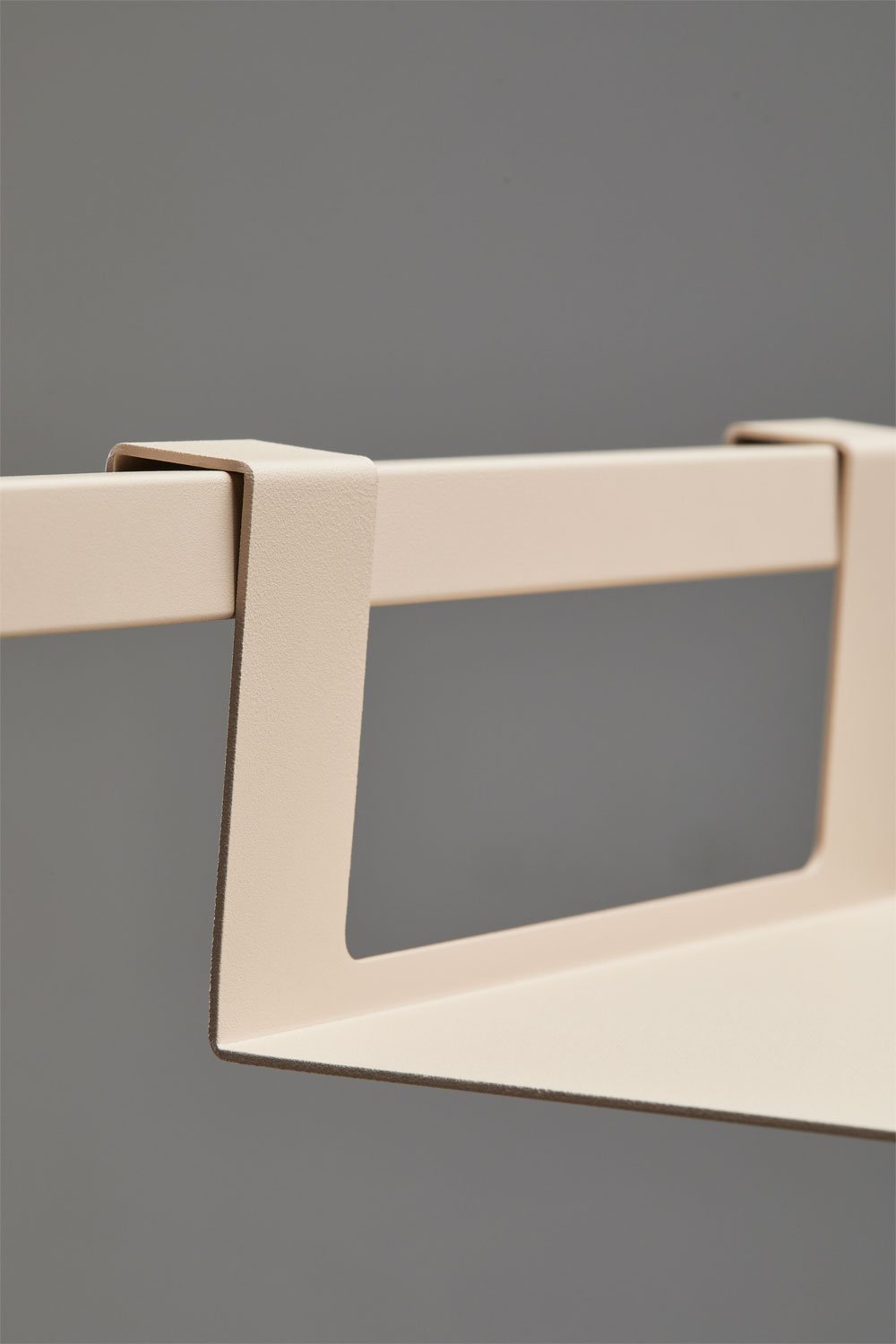 Ripiano con ganci per cucina modulare da esterno in acciaio Rivana, immagine della galleria 2