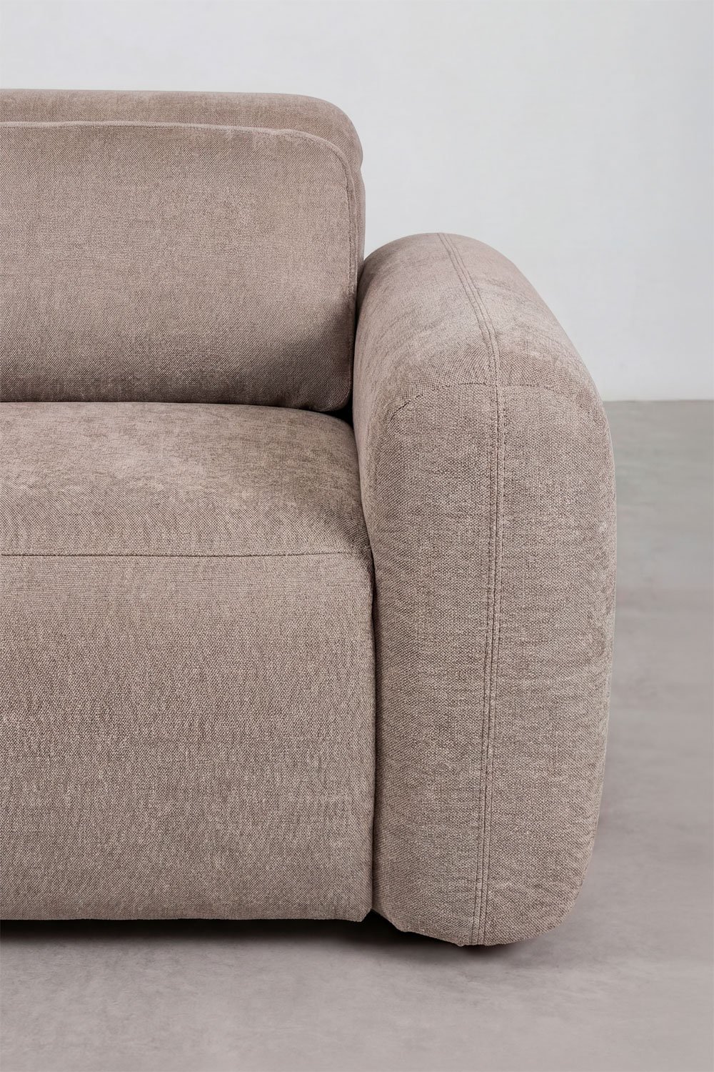 Conjunto soggiorno con divano reclinabile ed elettrico a 2 posti e poltrona imbottita Peggy, immagine della galleria 8