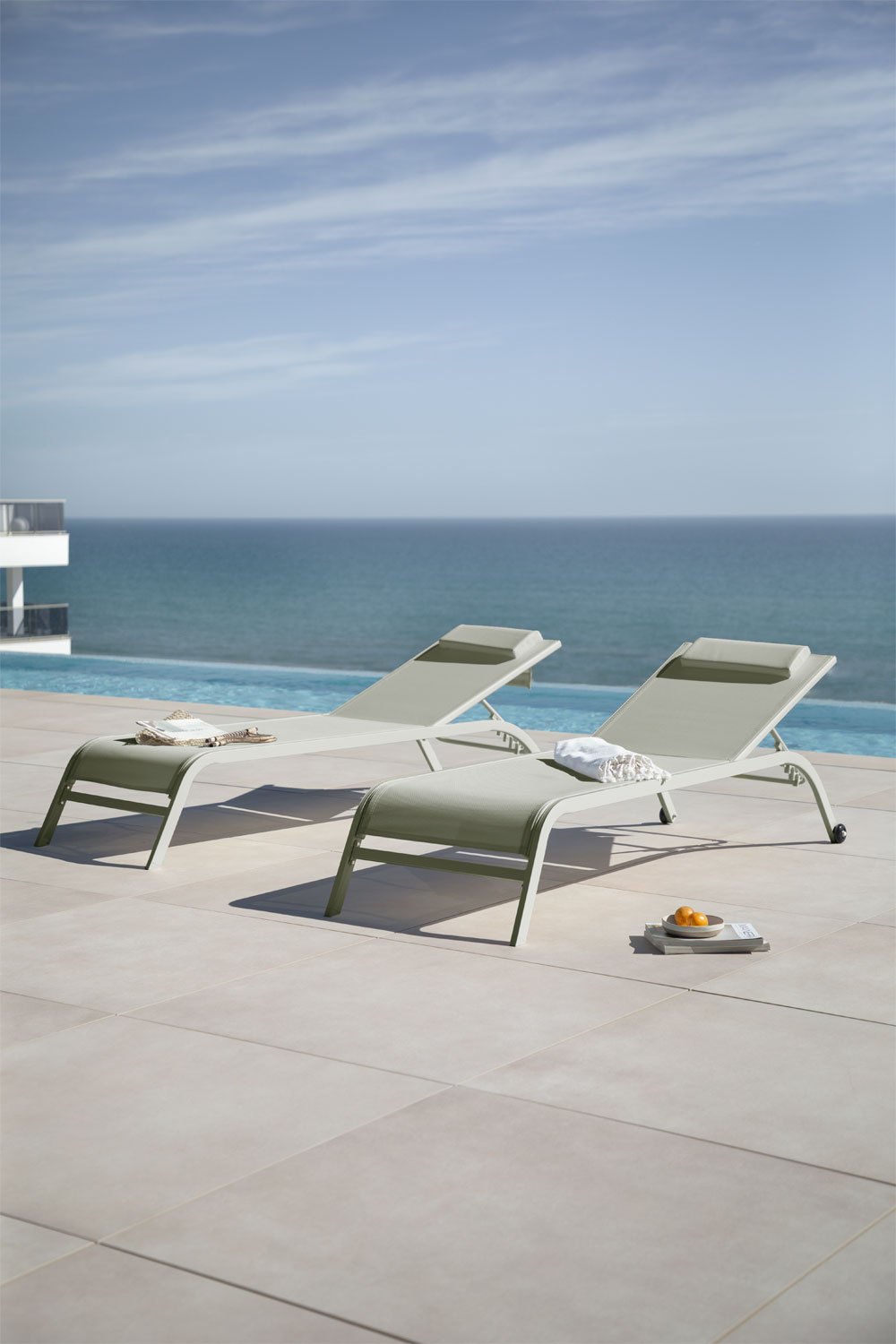 Sdraio reclinabile con cuscino Therys, immagine della galleria 1