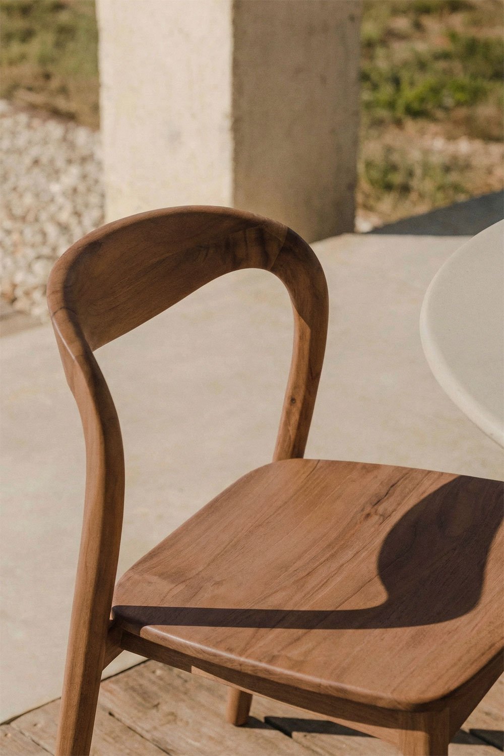 Sedia da giardino in legno di teak Varmus, immagine della galleria 2