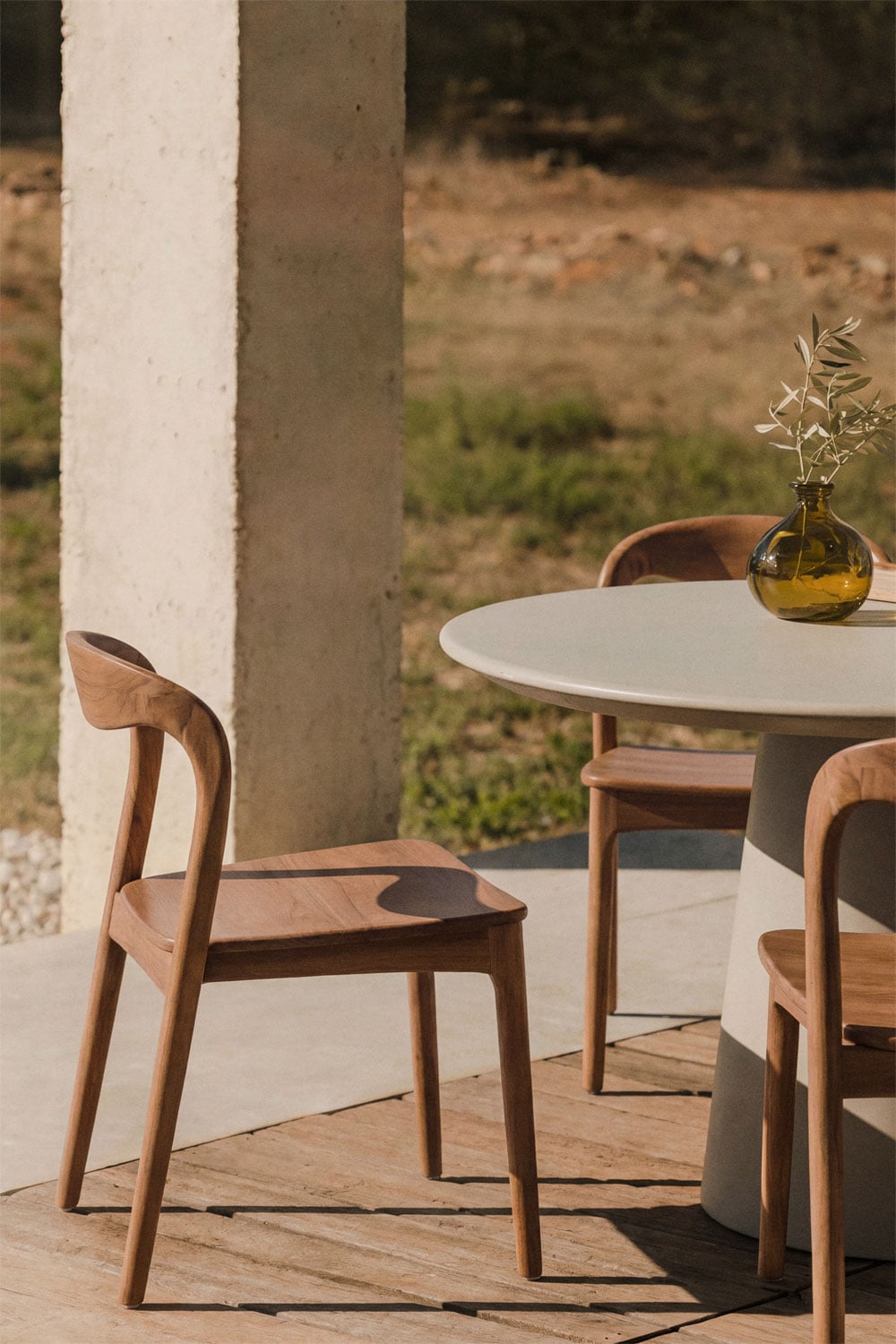 Sedia da giardino in legno di teak Varmus, immagine della galleria 1