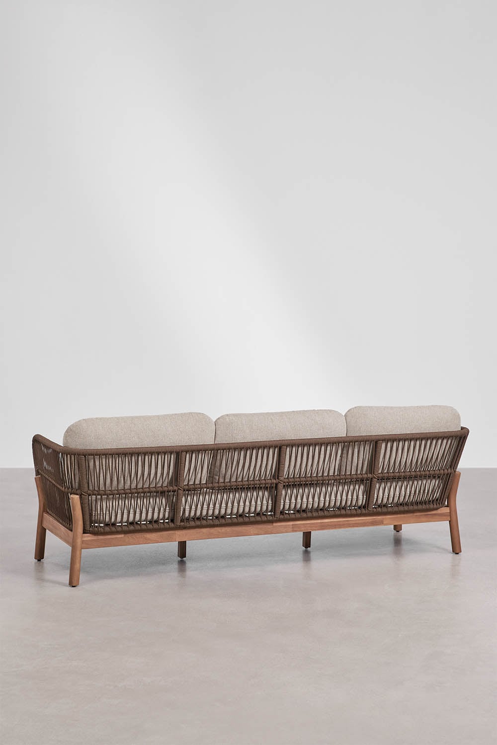 Set da giardino con divano 3 posti, 2 poltrone e tavolino in legno di acacia e corda intrecciata Karvia, immagine della galleria 5