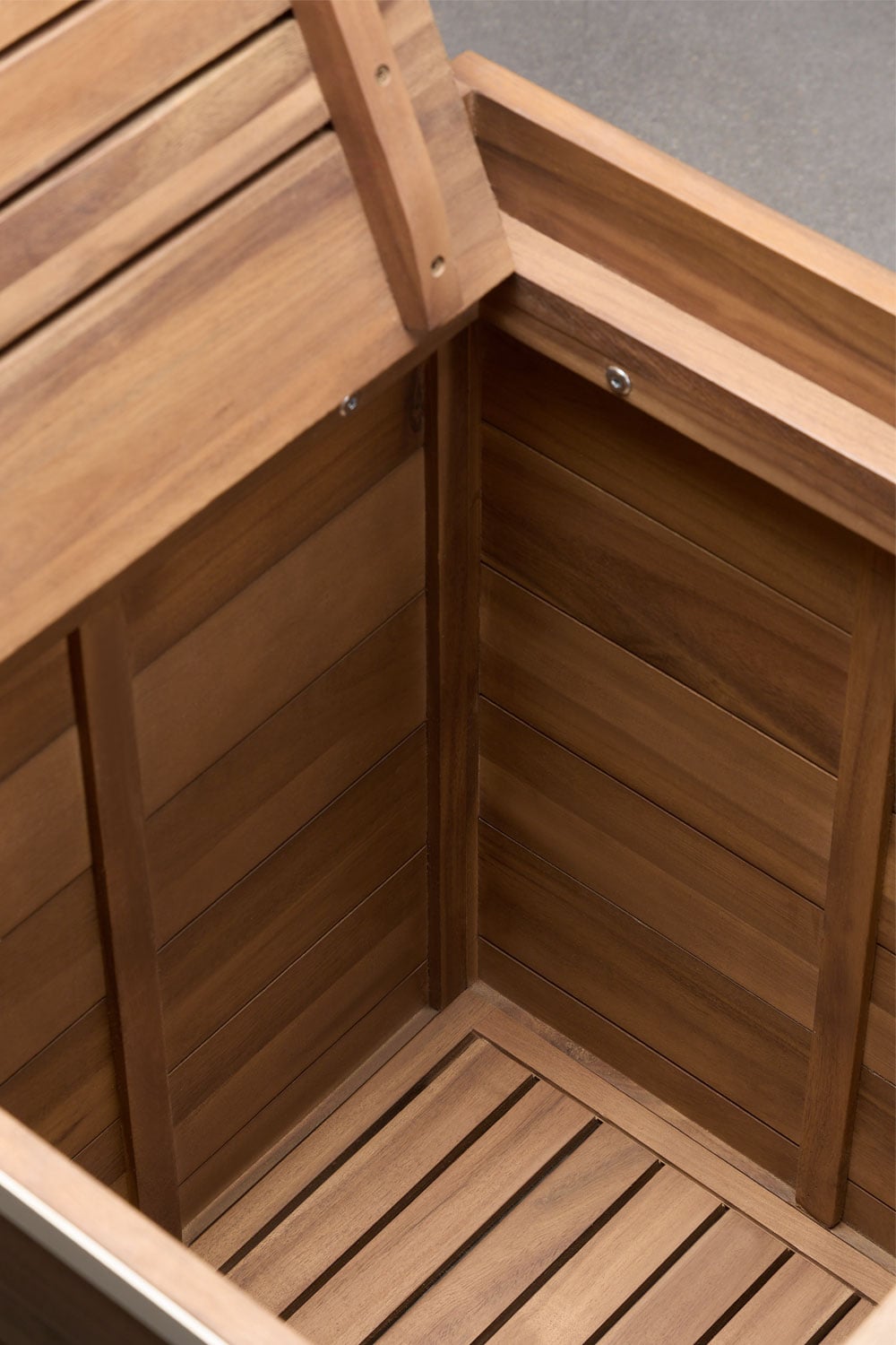 Cucina modulare da esterno a 6 pezzi con lavello e spazio di stoccaggio in legno di acacia Reggie, immagine della galleria 6